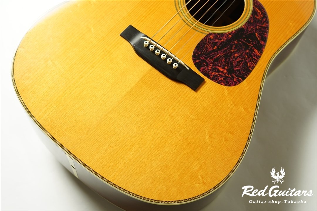 D-28 Marquis - Natural